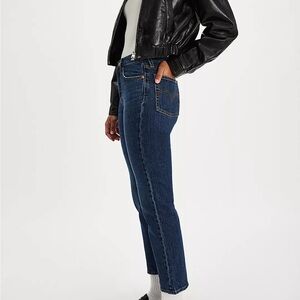 Levi's Women's Dark Blue wedgie Straight Jeans 25